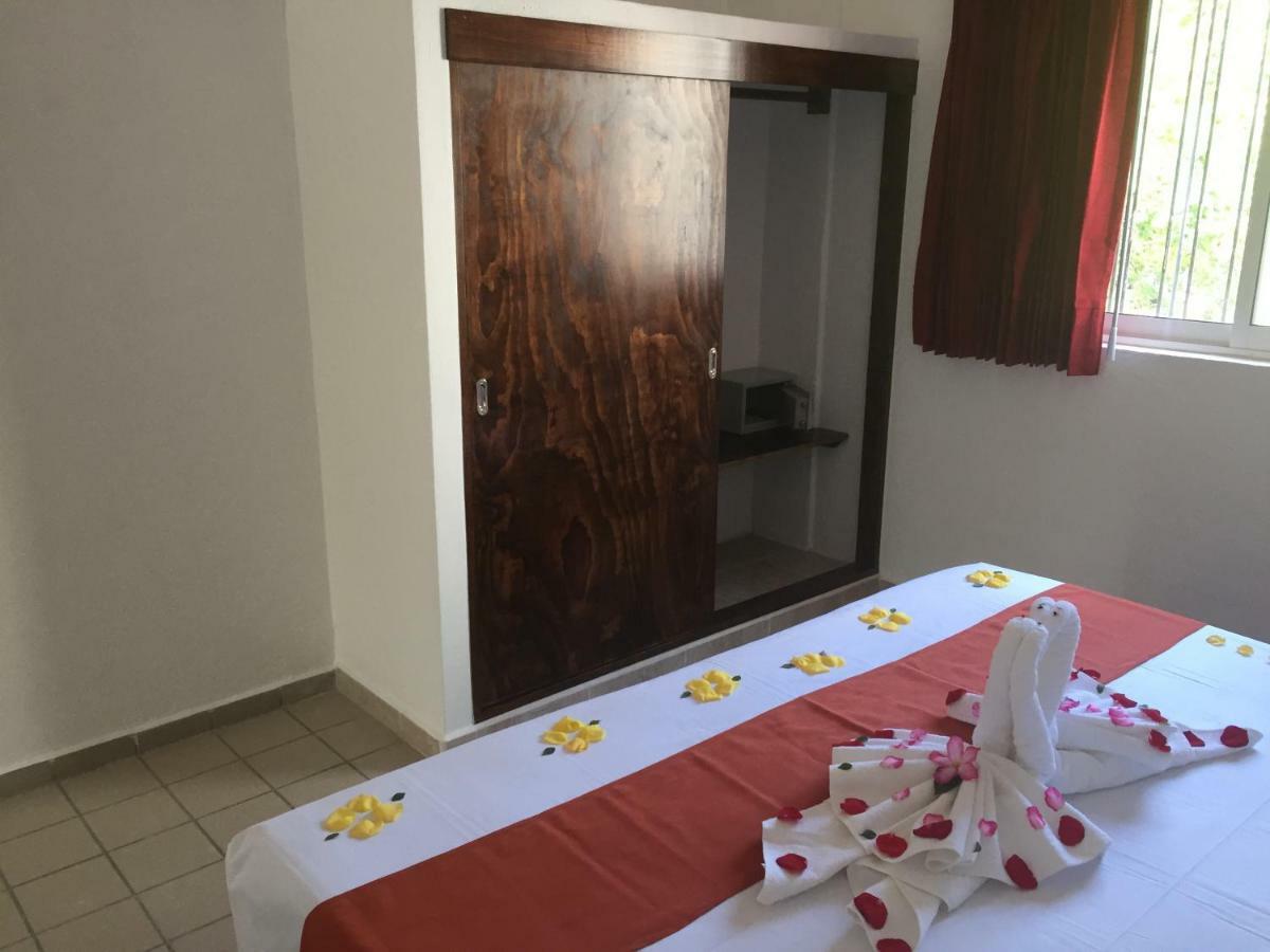 Departamentos Lalo Apartment Zihuatanejo Luaran gambar